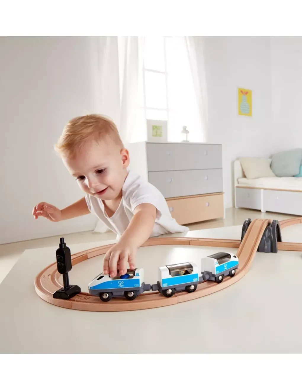 Hape Toys Train de passagers circuit en huit - Hape New
